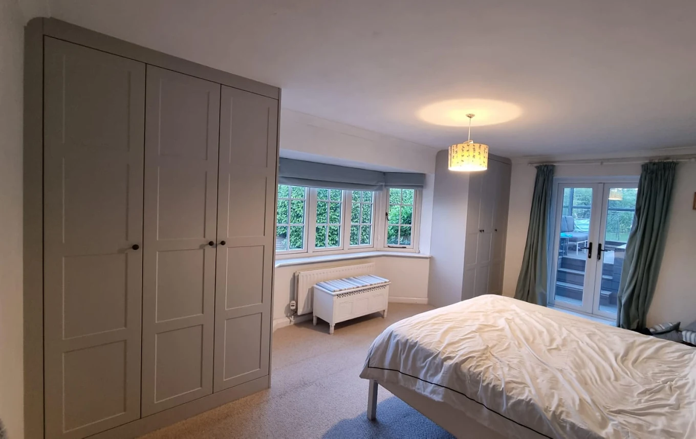 Fitted wardrobes in a bedroom